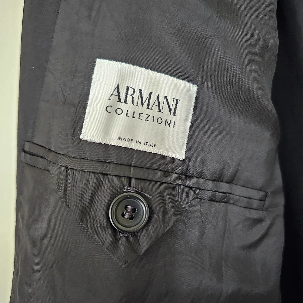 ARMANI COLLEZIONI Vintage Men's Black Wool Single-Breasted Button Blazer Sz 44R - Picture 4 of 11